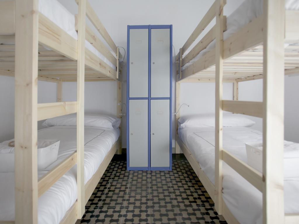 Hostal Bed And Be *